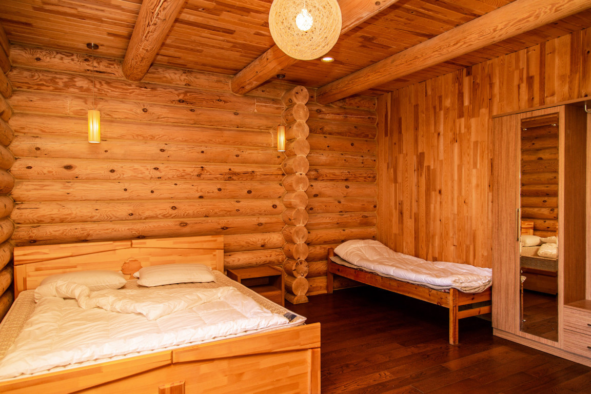 Summer house 204 - Image 1