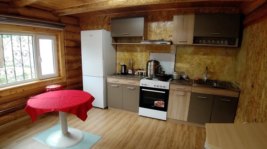 8 хүний байшин - Image 5