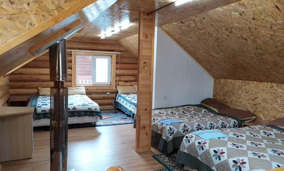 8 хүний байшин - Image 2