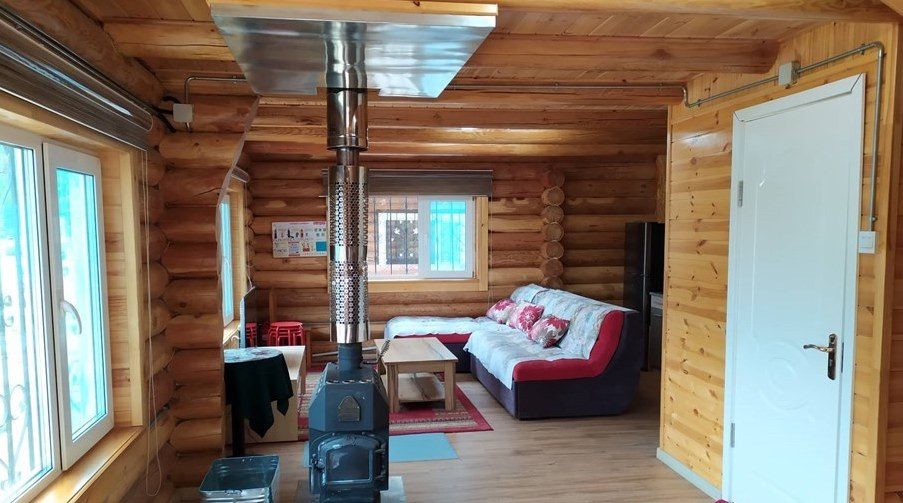 8 хүний байшин - Image 3