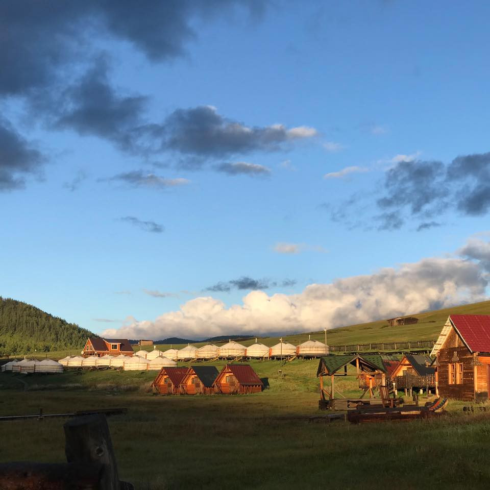 Алтан нутаг жуулчны бааз | Altan nutag tourist camp — зочид буудал, амралтын газар
