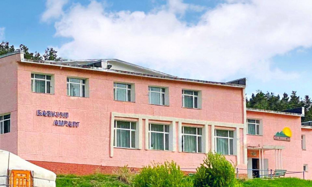 Баян уул амралтын газар \ Bayan-uul tourist camp
