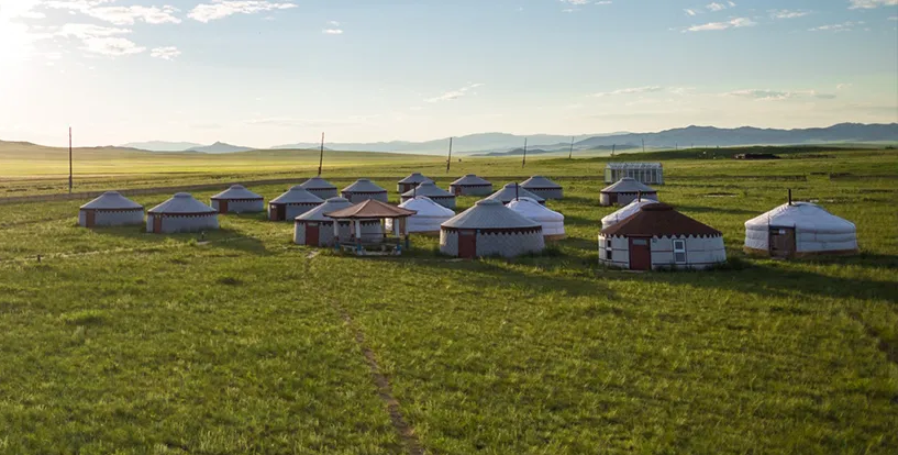 Хустай жуулчны бааз | Khustai tourist camp — зочид буудал, амралтын газар