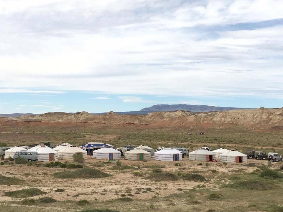 Батаарын Өлгий Жуулчны Бааз | Bataariin Ulgii Tourist Camp — зочид буудал, амралтын газар