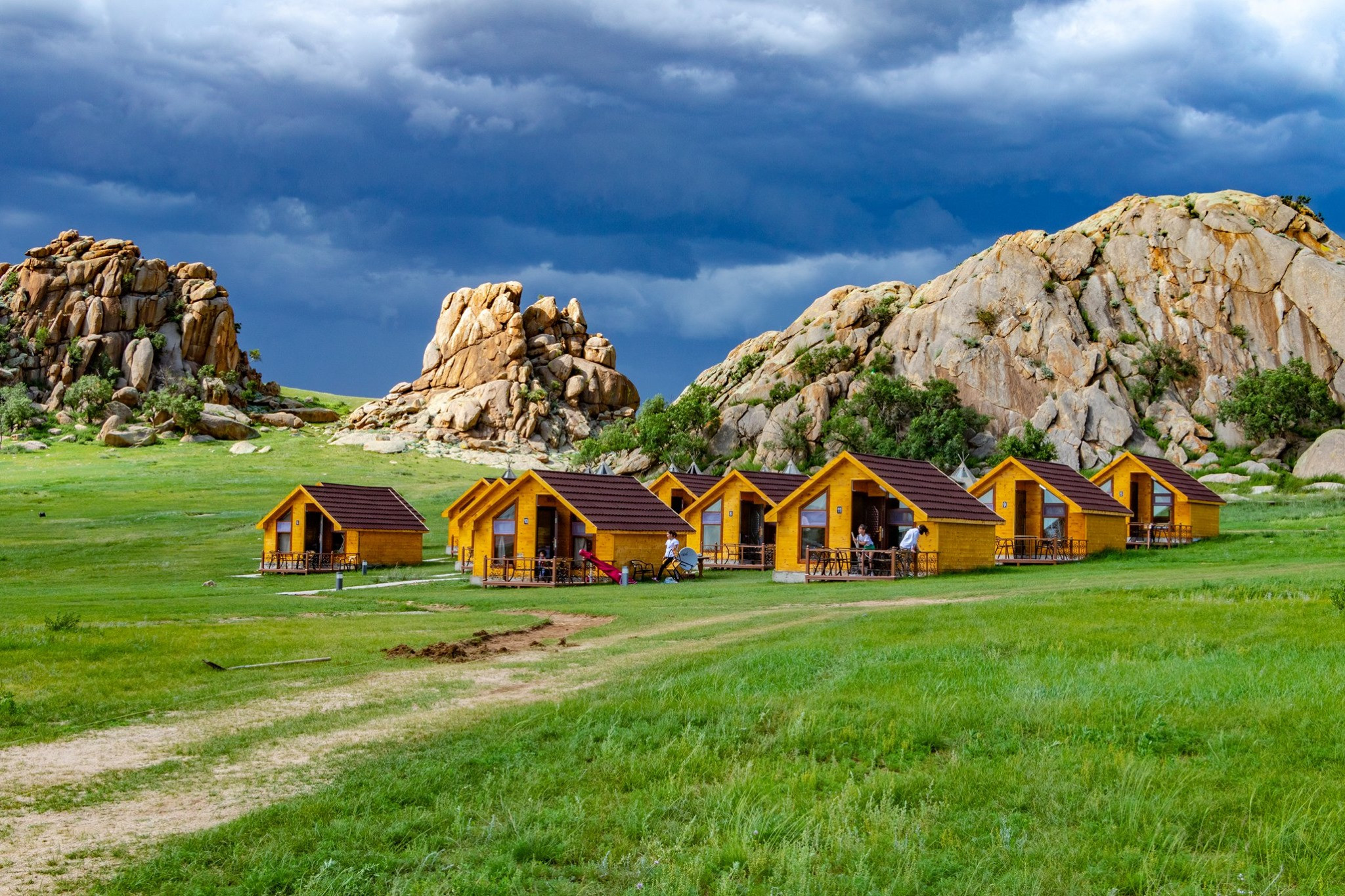 Бичигт Хад Жуулчны Бааз | Bichigt Khad Tourist Camp — зочид буудал, амралтын газар