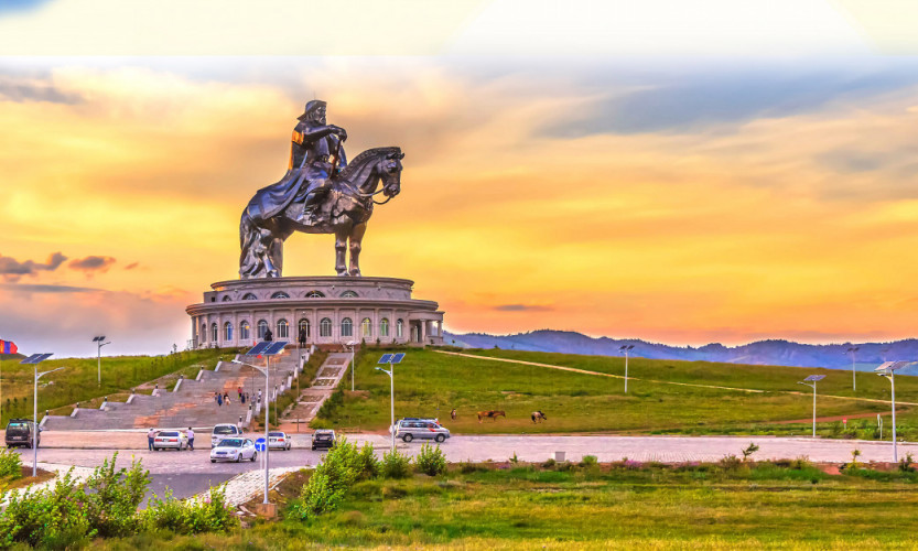 Чингис Хааны Морьт Хөшөө Жуулчны Бааз | Chinggis khaan Equestrian Statue Tourist Camp — зочид буудал, амралтын газар